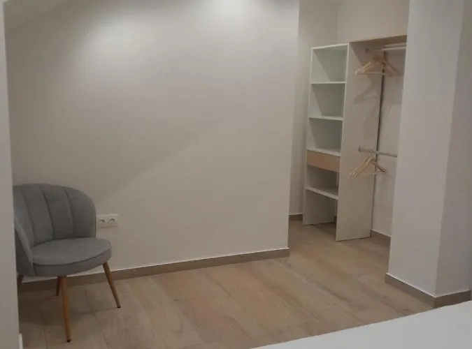 House 1 Apartmán